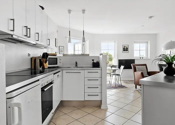 Fy369-bogense-vestre-engvej-123-st-tv *